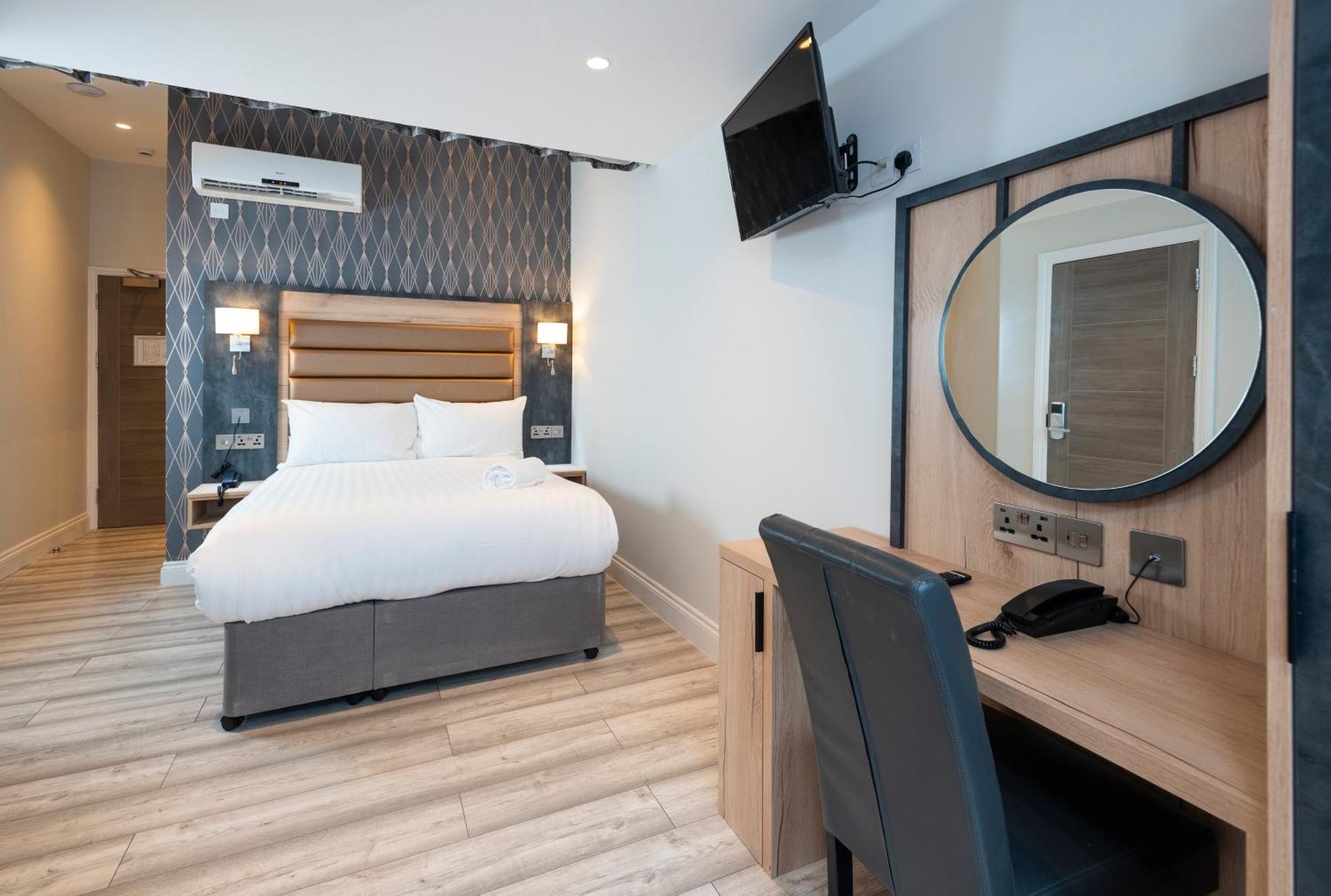 Best Western Chiswick Palace & Suites London Exteriör bild